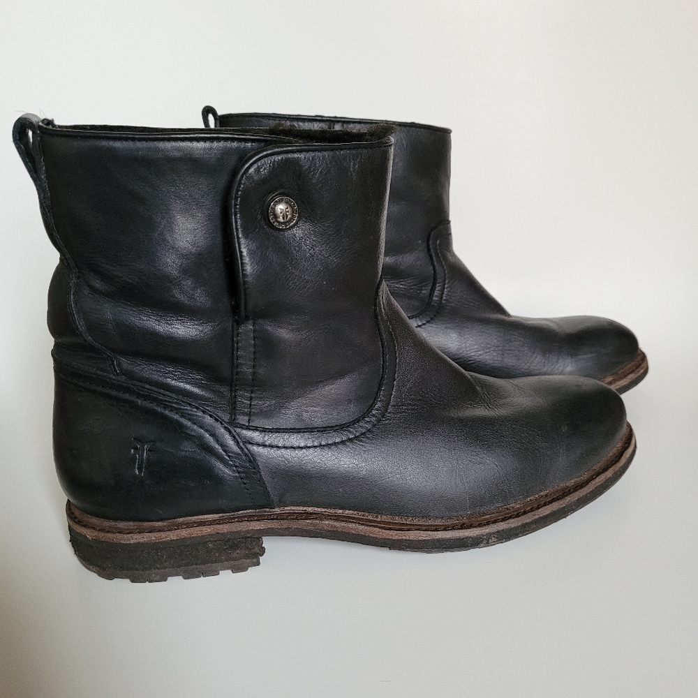 Frye Mara Short Shearling Boots
